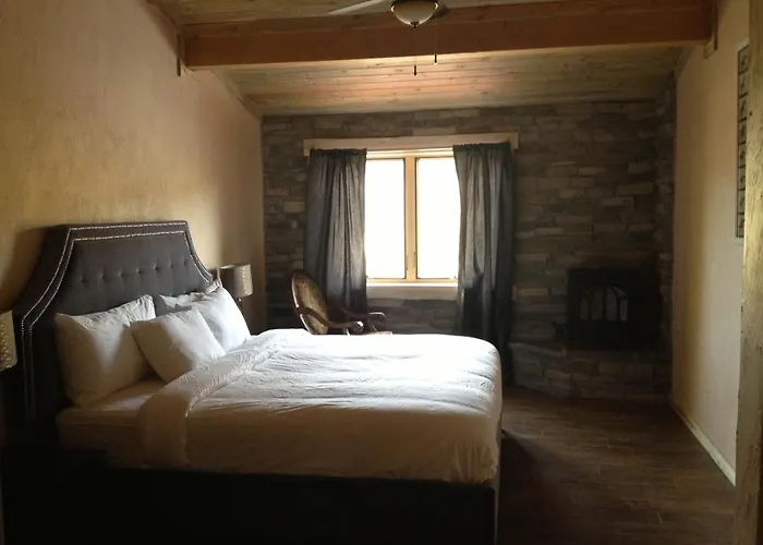 Arrowhead Mountain Lodge