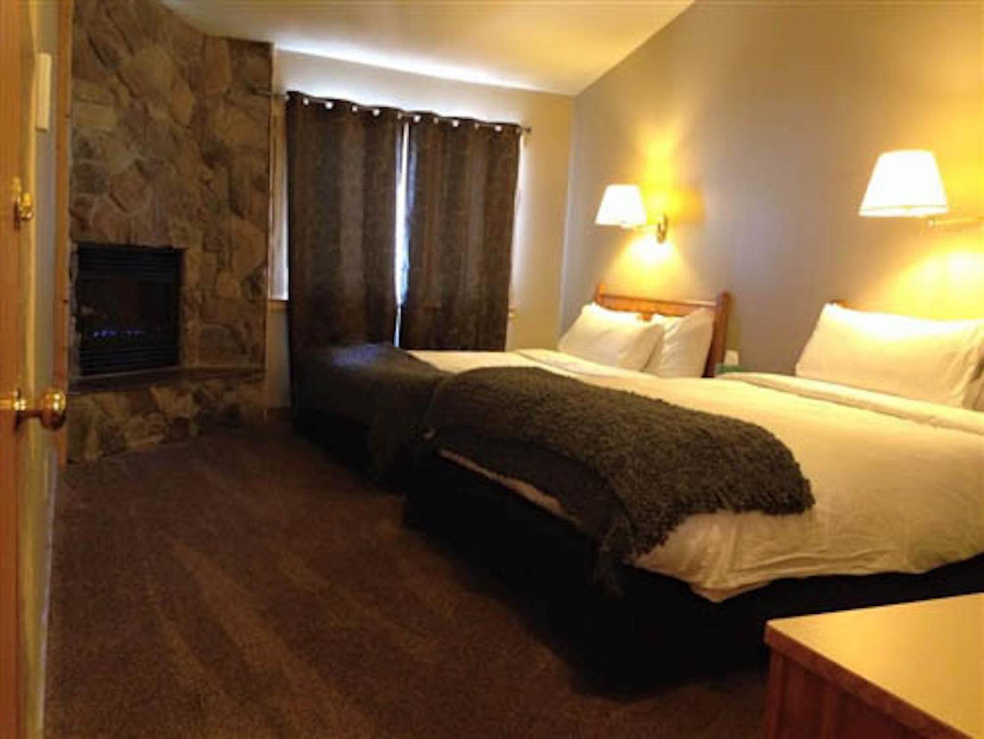 Arrowhead Mountain 3* Cimarron