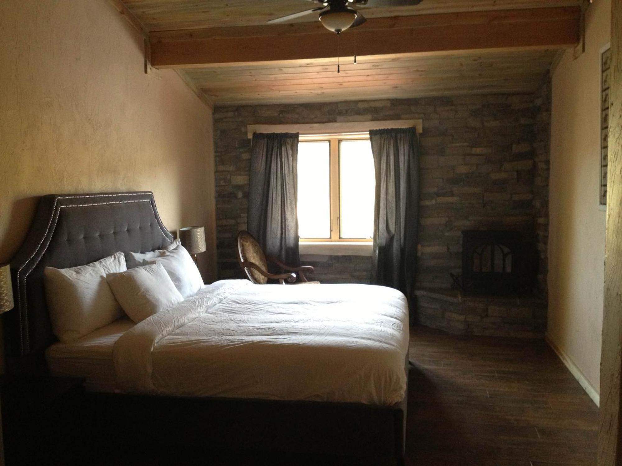 Arrowhead Mountain Hotel Cimarron