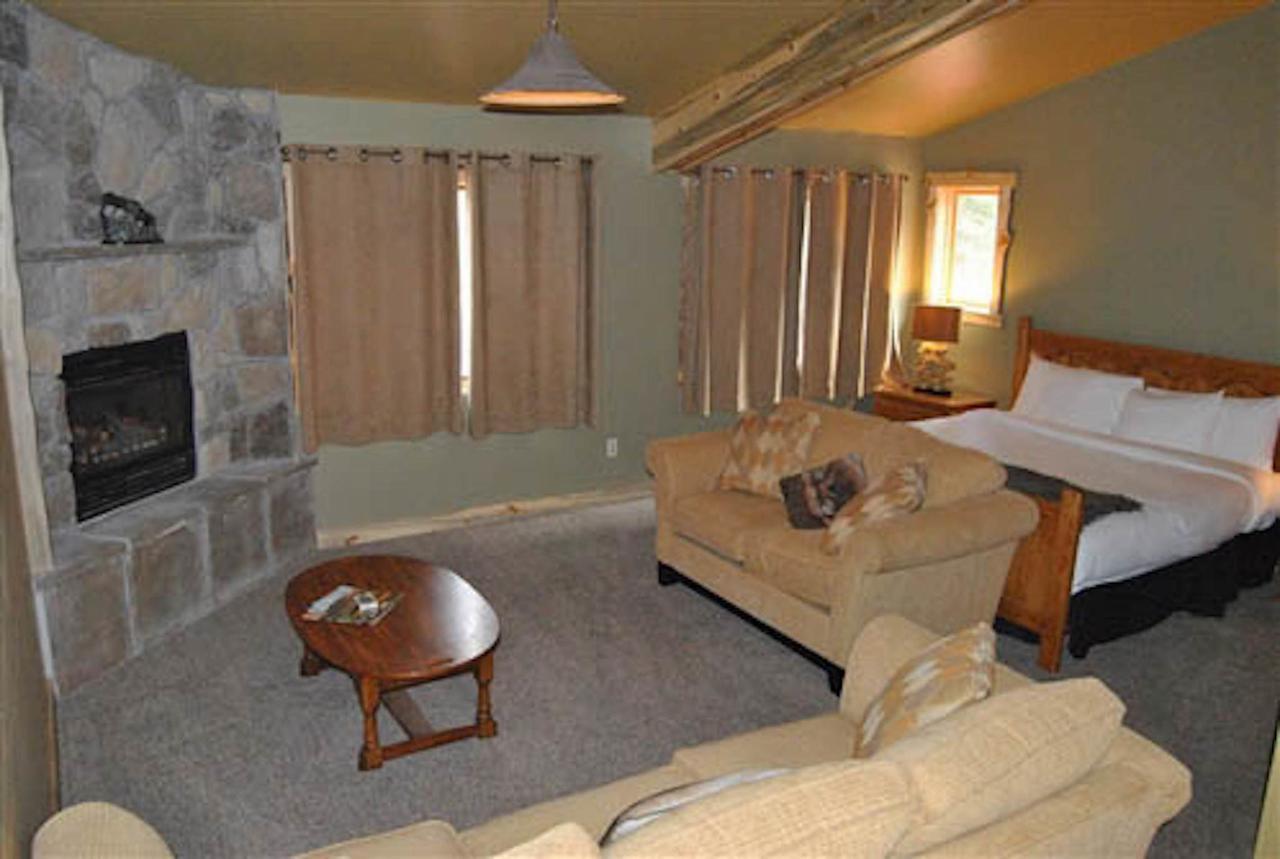 Arrowhead Mountain Hotel 3*