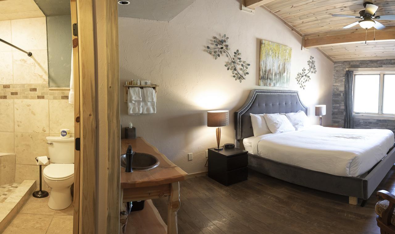 Arrowhead Mountain Hotel Cimarron